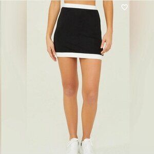 Forever 21 Black & White Colorblock Mini Skirt M